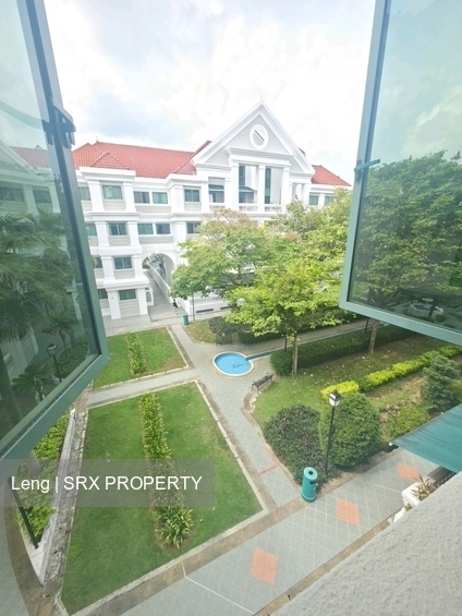 Stratford Court (D16), Condominium #558585211